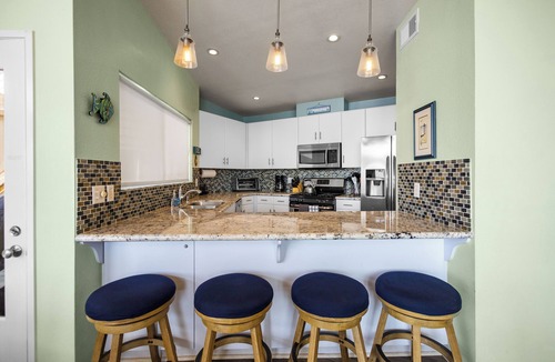 Hollywood House | 3441O Mollies by the Sea