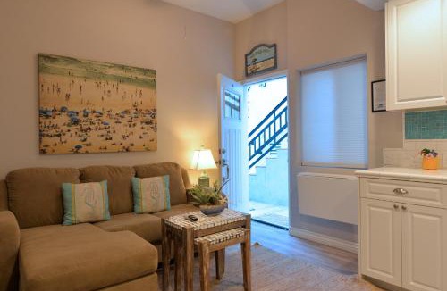 Avalon House | 359SC 359 Sumner C