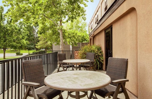 Rancho Cordova Hotel | 36 m² Hotel ∙ 127 guests