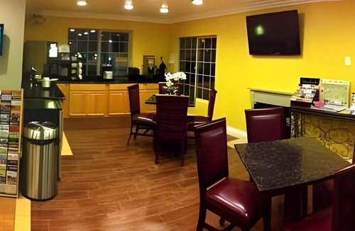 North Fremont Street Hotel | 37 m² Hotel ∙ 127 guests