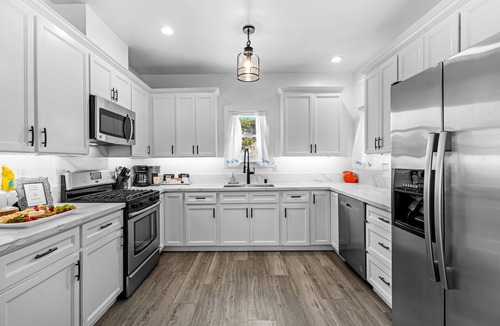 Pacific Grove House | 3729 Ocean Park Sanctuary ~ Short Walk to the Bay