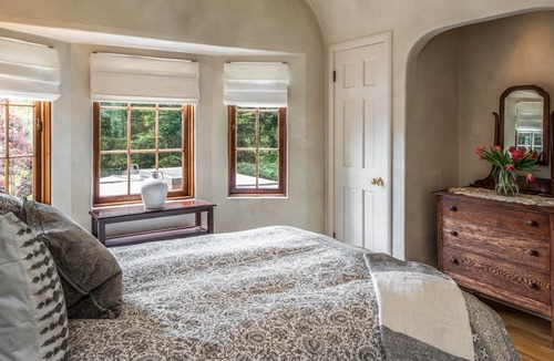 Northwest Carmel House | 3770 Stone's Throw 3 Bedroom Home by Redawning