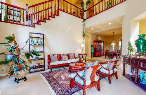 Roseville House | 392 m² House ∙ 5 bedrooms ∙ 6 guests