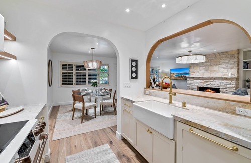 Golden Rectangle Condo | 3972 DolceVita - Beautiful Remodel, Walk Everywhere