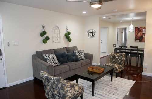 Fresno House | 3B/2Bth + Dinning in Historical Tower District