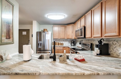 Pigeon Forge Condo | 3Bd/2Ba Condo Right Off the Parkway in the Heart of Pigeon Forge