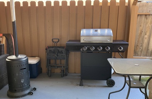 San Diego House | 3bd with TV and AC, 2 air mattress, 2ba, 15-20 minute to everything in San Diego