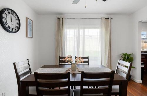 Rancho Cordova House | 3BR 2BA Gem in Rancho Near Shop Centers & Eateries
