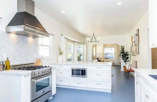 Little Italy House | 3BR Home Free Parking + Huge Patio + Backyard! Walk to Entertainment