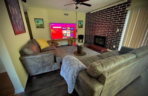 Sun Valley House | 4 Bedroom 2 bath w/Pool & Recording Studio & Office Area