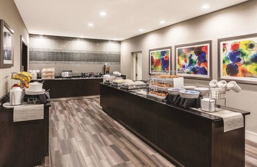 Arsenal House | 4 x King Bed ADA at La Quinta Inn by Wyndham San Antonio Downtown