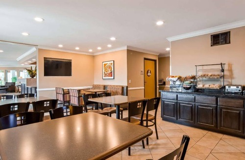 Corning Hotel | 40 m² Hotel ∙ 127 guests