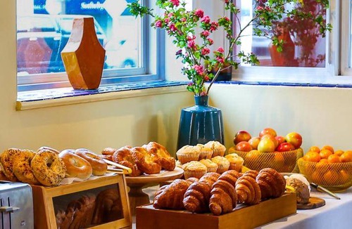 Cow Hollow Hotel | 40 m² Hotel ∙ 127 guests