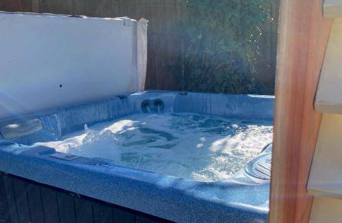 West Los Angeles Bed & Breakfast | 42 m² Bed and breakfast ∙ 4 guests