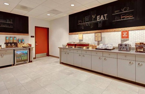 Sunnyvale Hotel | 42 m² Hotel ∙ 127 guests