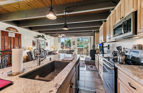 Tahoe Keys Condo | 439AW Tahoe Keys Studio Perfect Couples Get Away fall discounts in place