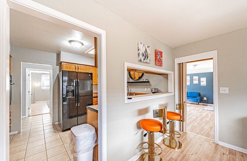 Las Vegas House | 4BR/2BA W/Pool10 mins to Strip/5mins to Chinatown