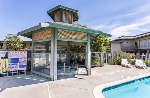 Novato Hotel | 52 m² Hotel ∙ 127 guests