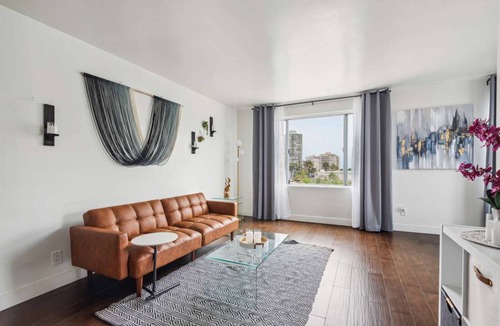 East Village Apartment | 60 m² Apartment ∙ 1 bedroom ∙ 2 guests