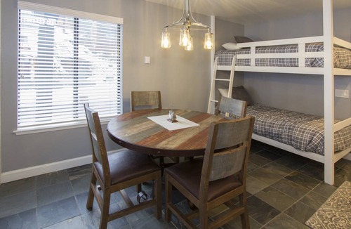 Mammoth Lakes Condo | 63 m² Condo ∙ 1 bedroom ∙ 4 guests