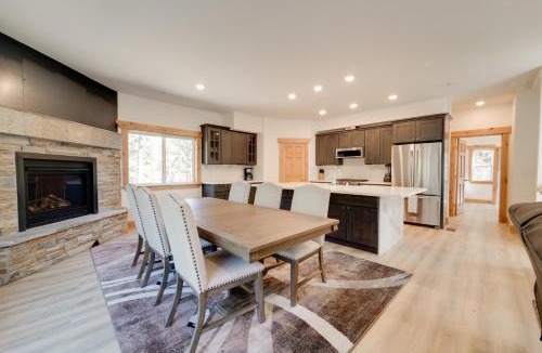 Iron Horse House | 7 Mi to Lake Davis Family Outdoor Retreat with Deck