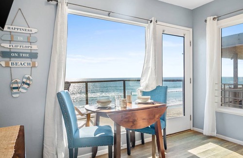 Carlsbad Village Condo | 74 m² Condo ∙ 1 bedroom ∙ 3 guests