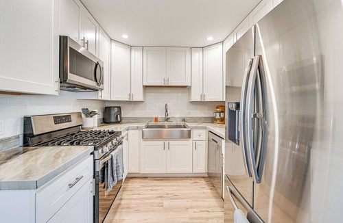 Lincoln Acres House | 8 Mi to Downtown San Diego: Chic Home w/Patio