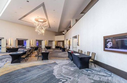 Redwood Shores Hotel | 80 m² Hotel ∙ 127 guests