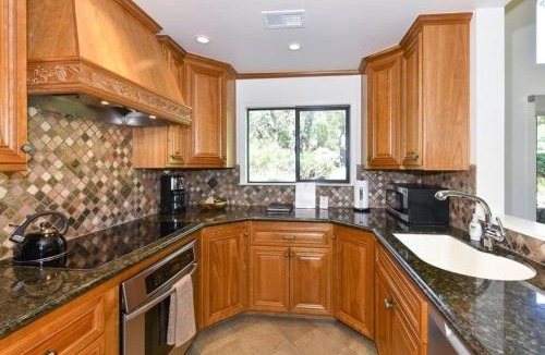 Napa Apartment | 824 Oak Creek at Silverado condo