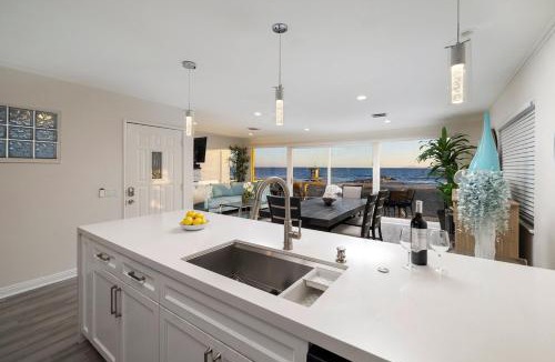 West Newport House | 8BR Beach Duplex with Ocean Views, Patio & Pool Table