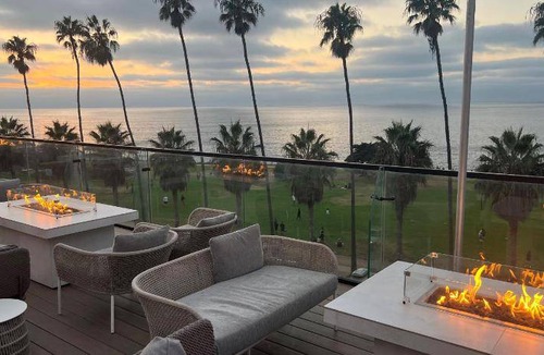 Village of La Jolla Hotel | 93 m² Hotel ∙ 2 bedrooms ∙ 127 guests