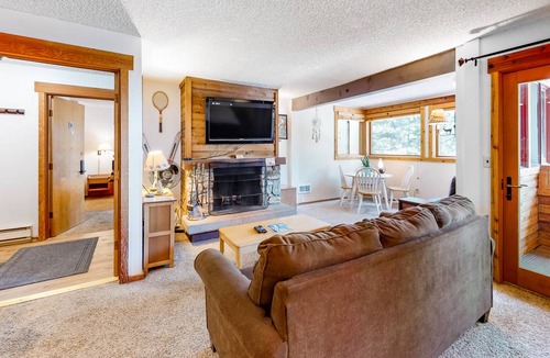 Tahoe Woods Condo | 94 m² Condo ∙ 1 bedroom ∙ 8 guests