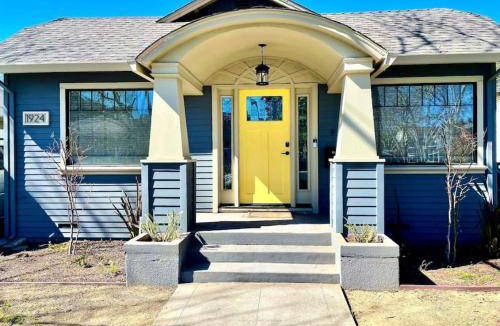 Central Sacramento House | 96 m² House ∙ 2 bedrooms ∙ 4 guests
