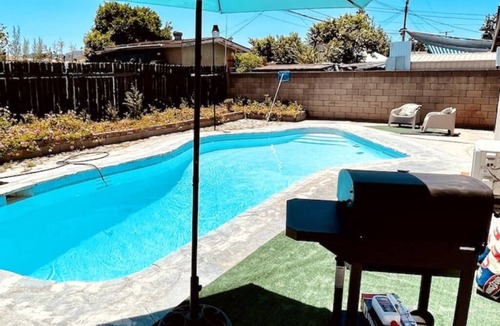 Hacienda Heights House | A+ 5BD Villa - Pool - Near Disney - BBQn
