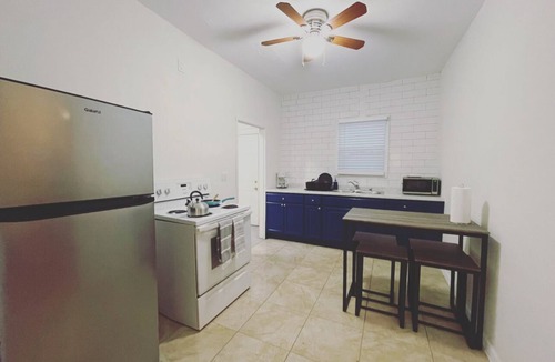 Needles House | A charming home and cozy home minutes away to the river