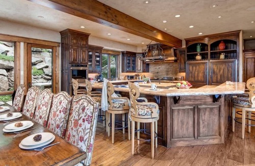 Deer Valley House | Abode at Chateau Jordan, ski-in/ski-out, hot tub, gated, Deer Valley