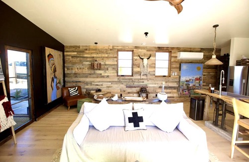 Lone Pine Other | Accommodation ∙ 1 bedroom ∙ 2 guests