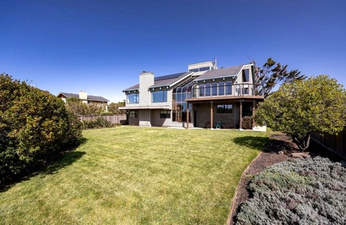 Moss Beach Other | Accommodation ∙ 1 bedroom ∙ 10 guests