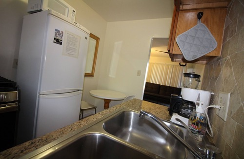 South Mission Beach Apartment | Adorable South Mission Studio-Steps to Ocean & Bay, Walk 5min to Belmont Park2