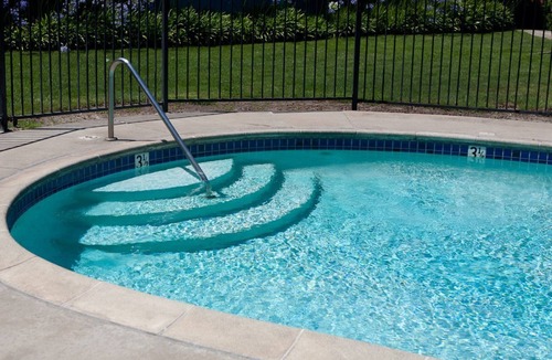 East End Apartment | Adventure Awaits, Free Parking, Pool, Complimentary Breakfast!