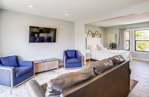 Mission Beach Apartment | Affordable condo near the beach w/gas grill, deck, ocean views