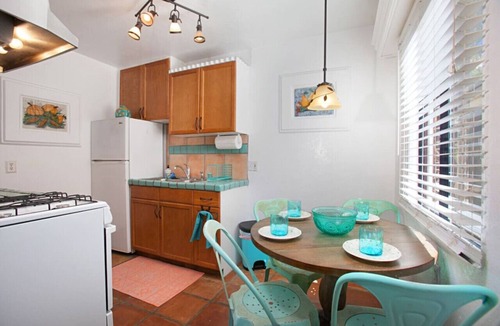 Old Town House | Air Concierge Old Town Charming Cottages 3