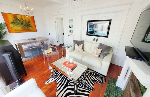 Nob Hill Condo | Alluring Nob Hill