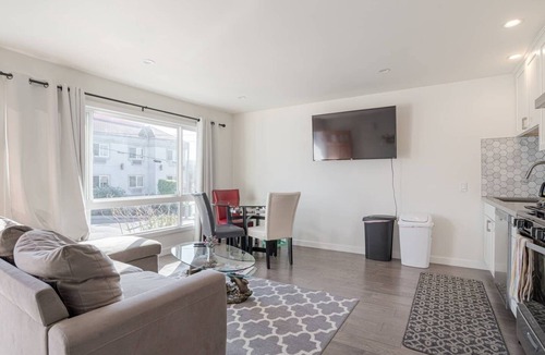 San Bruno House | Amazing Bright&New airbnb 2bedroom. Near SFO!