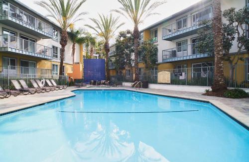 Marina del Rey Apartment | Amber Tide - Bright 1BR Marina Gem Ocean View