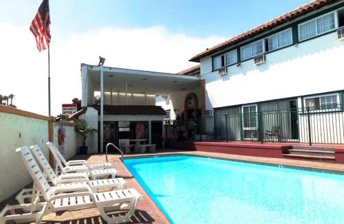 Loma Portal Hotel | Americas Best Value Inn Loma Lodge