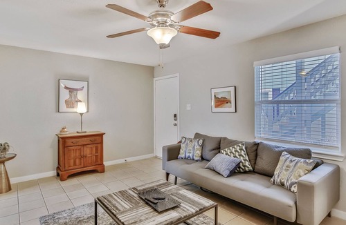 Galveston Condo | Anchor by Pleasure Pier #3: Updated Condo Community, Heart of the City