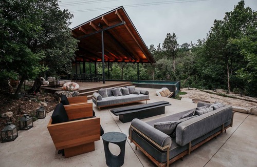Austin House | Architectural Retreat on 10 Private Acres