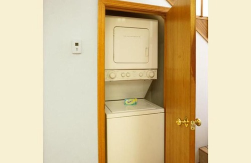 June Lake Apartment | Aspen Meadows 11
