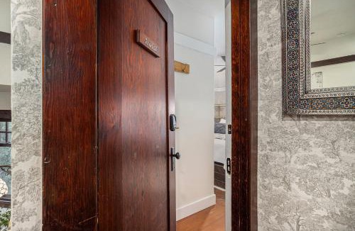 Upper Telegraph House | Aspen Room